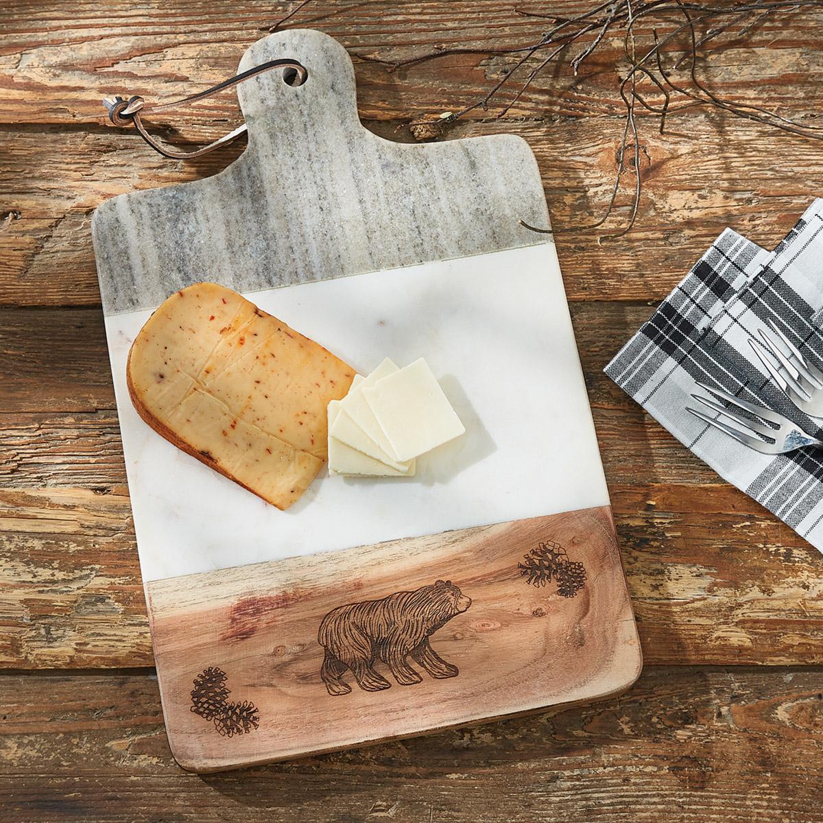 Park Designs Bear Cutting Board - Thumbnail 2