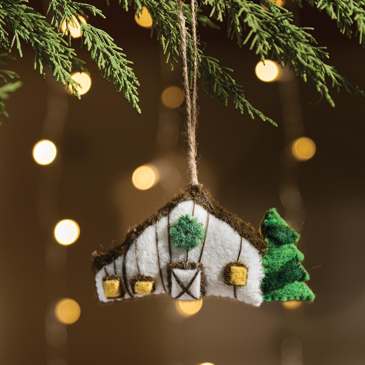 Park Designs Barn Ornament